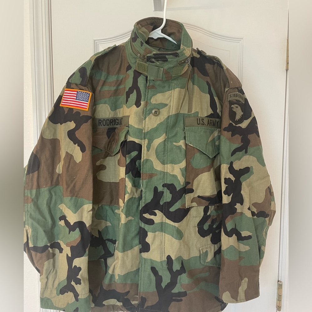 Military ARMY Cold Weather Field Camouflage 8415-01-099-7833 Size Medium X-Short